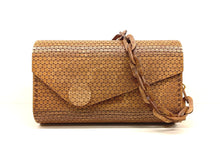 Carica l'immagine nel visualizzatore di Gallery, Francesca - alveare noce