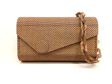 Carica l'immagine nel visualizzatore di Gallery, Francesca - spina noce